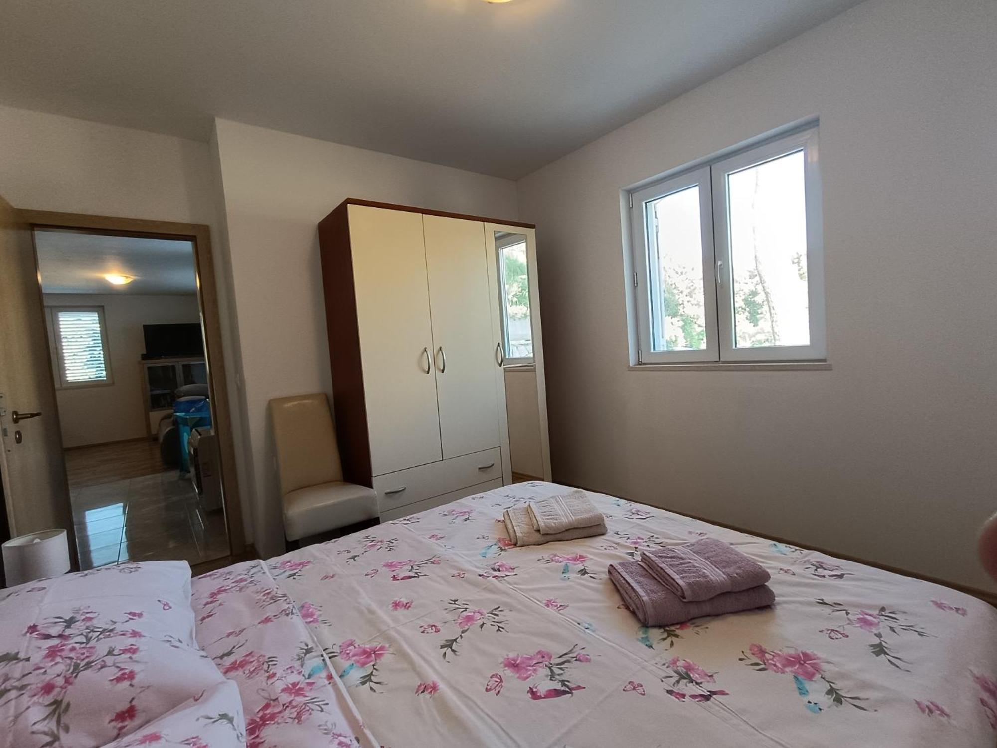 Apartment Maurora Затон Екстер'єр фото