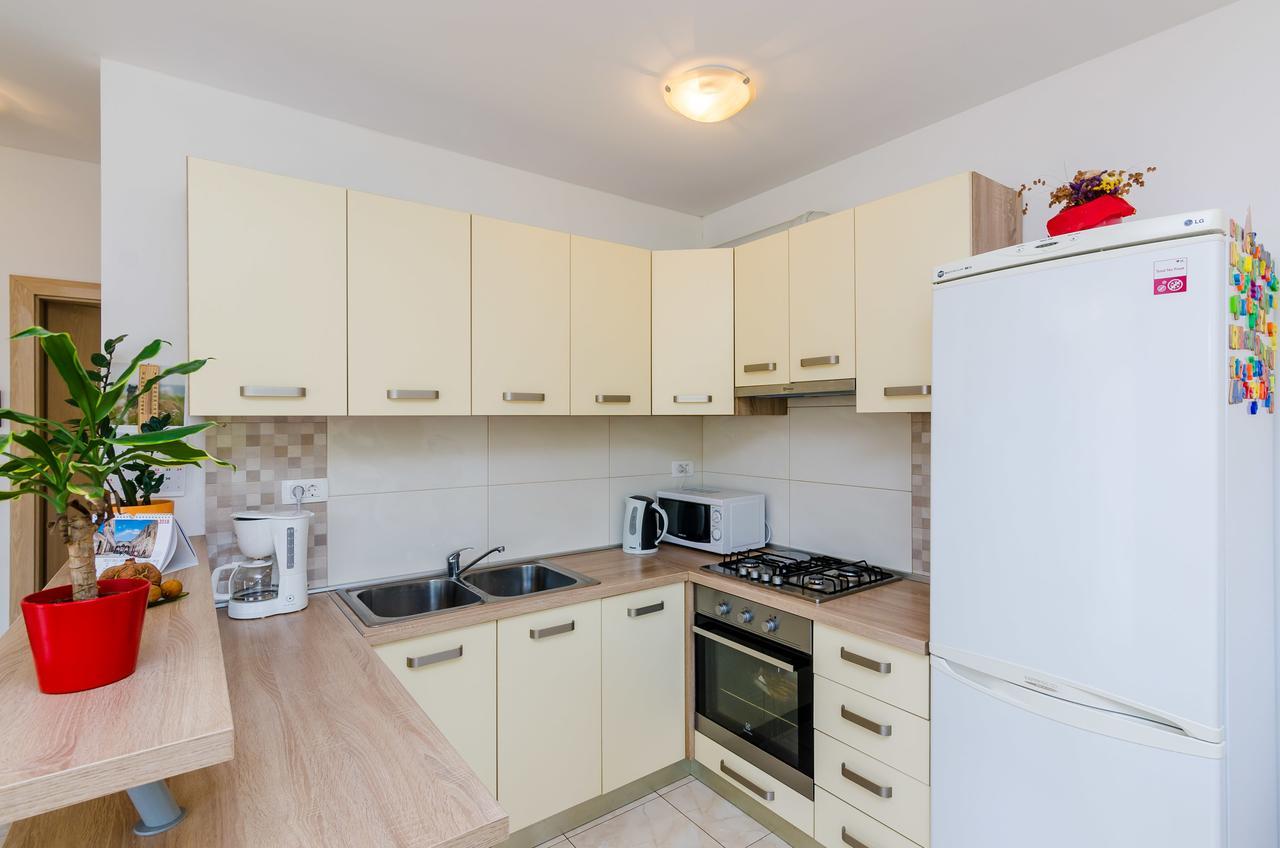Apartment Maurora Затон Екстер'єр фото