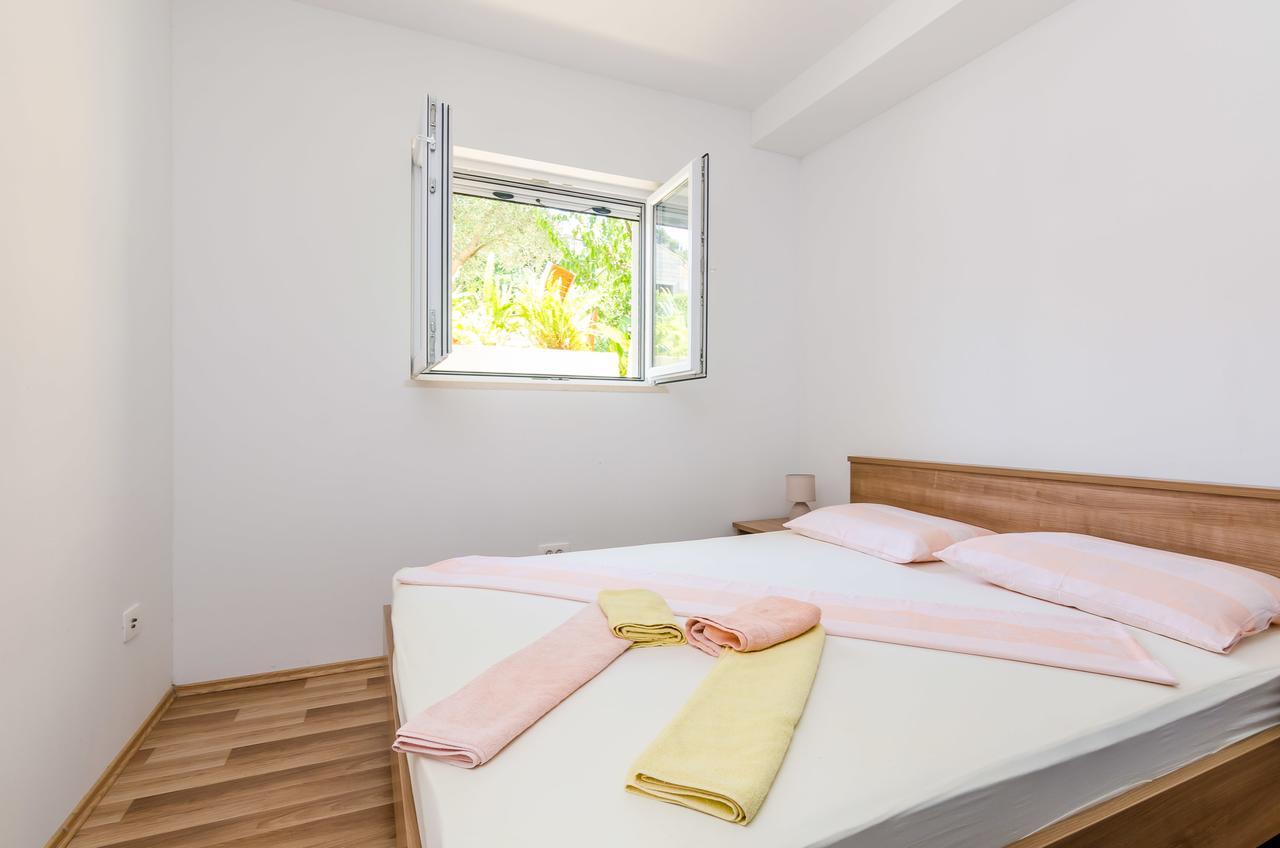 Apartment Maurora Затон Екстер'єр фото