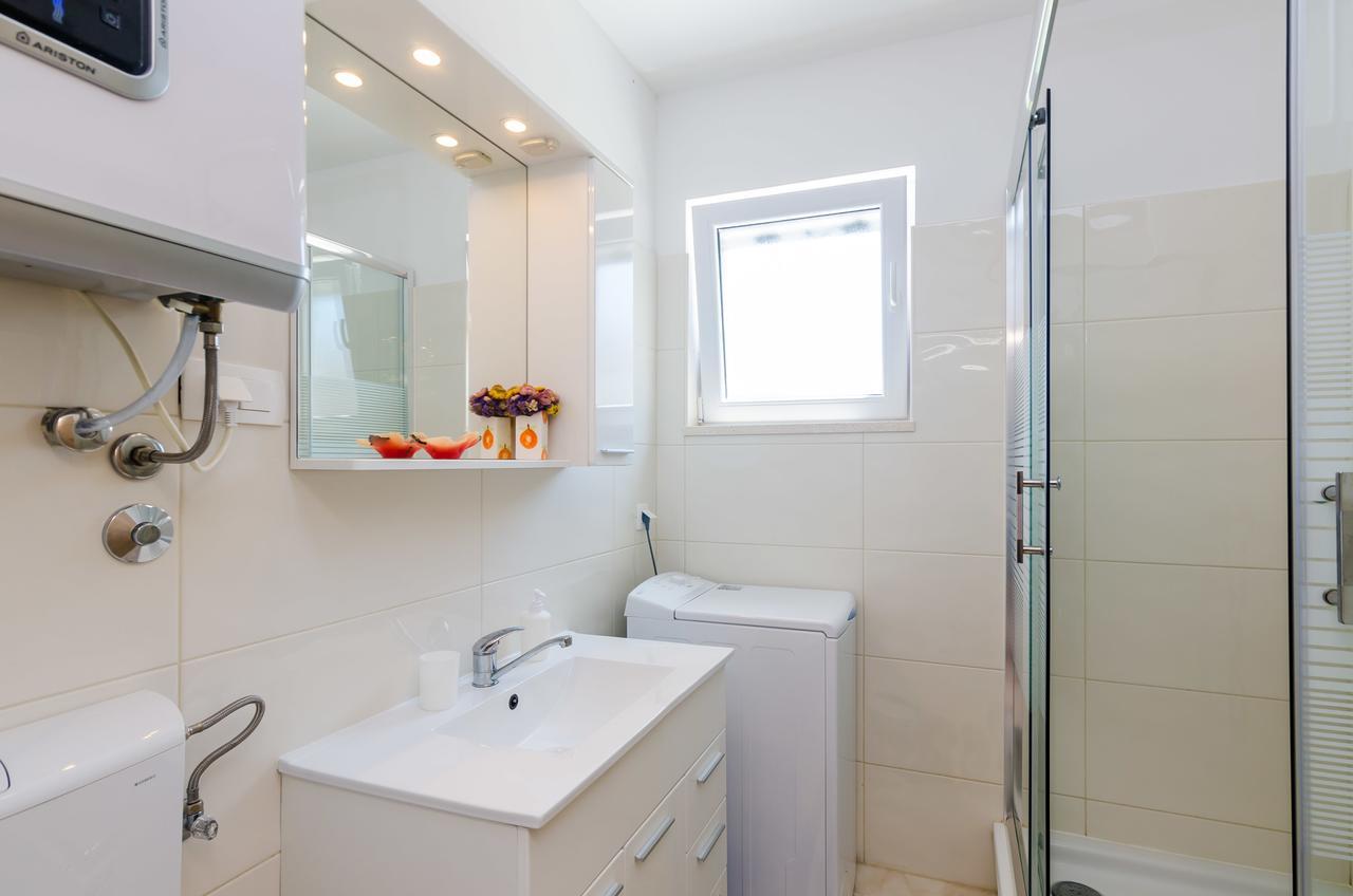 Apartment Maurora Затон Екстер'єр фото