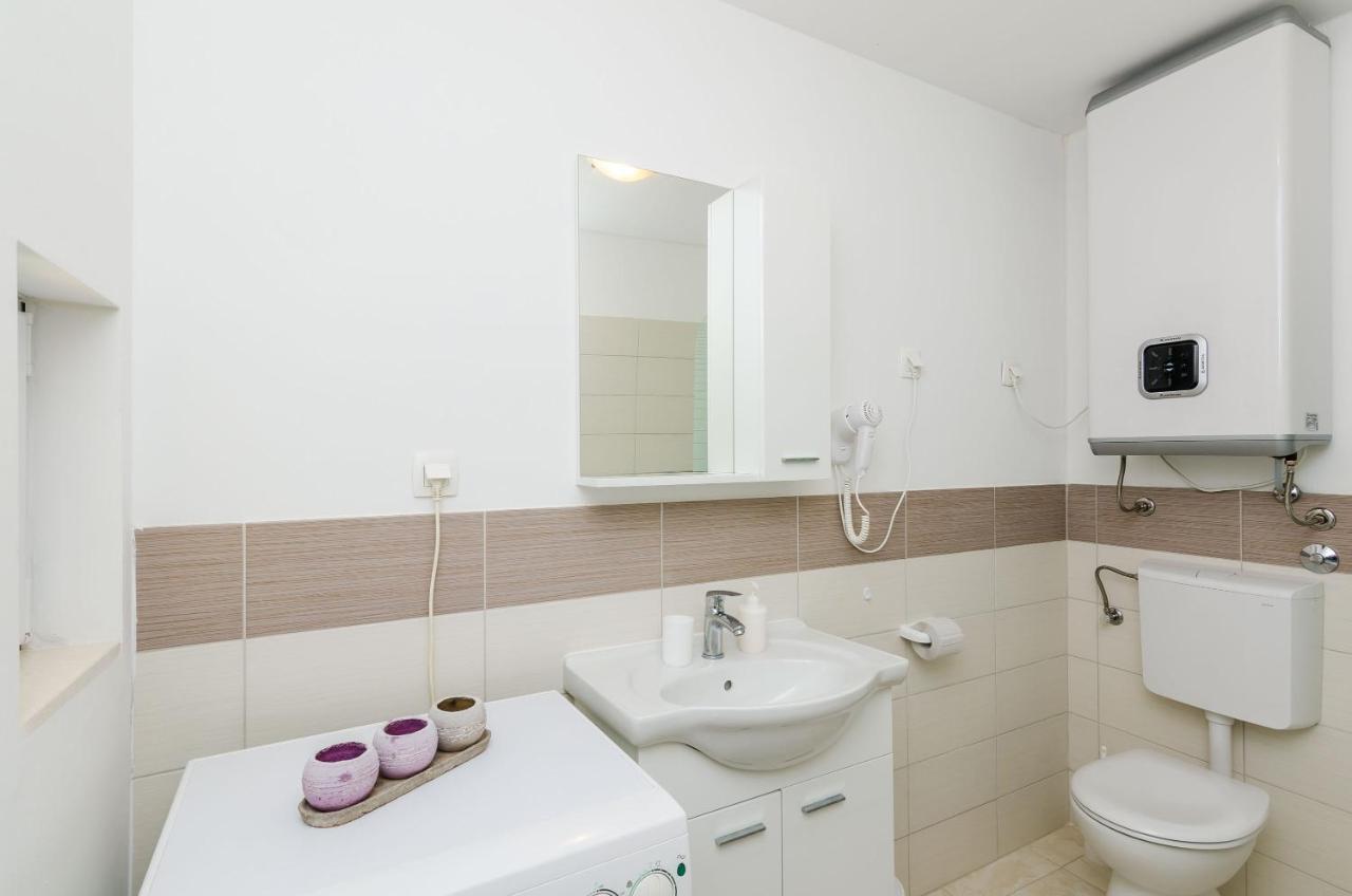 Apartment Maurora Затон Екстер'єр фото