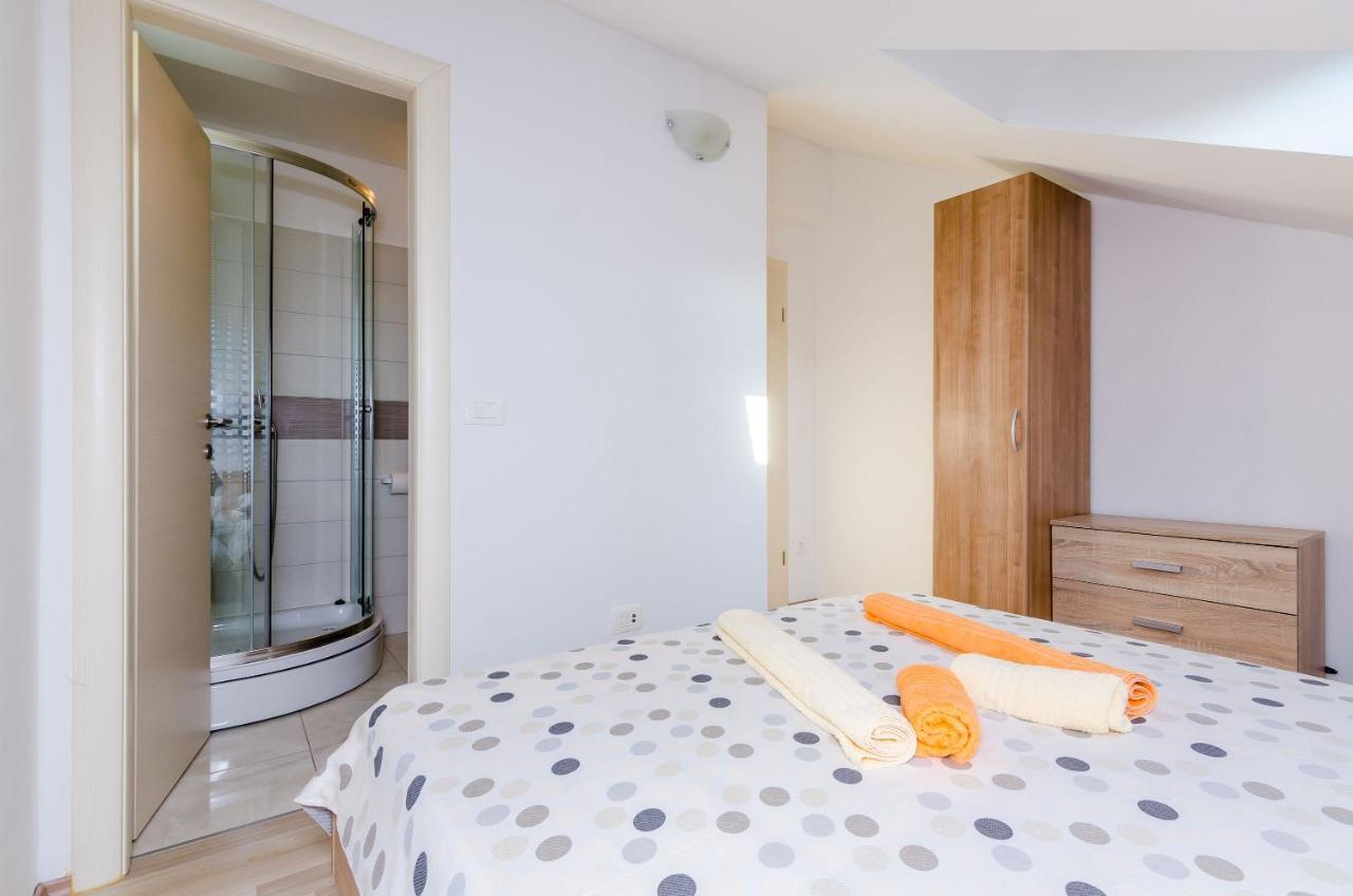 Apartment Maurora Затон Екстер'єр фото