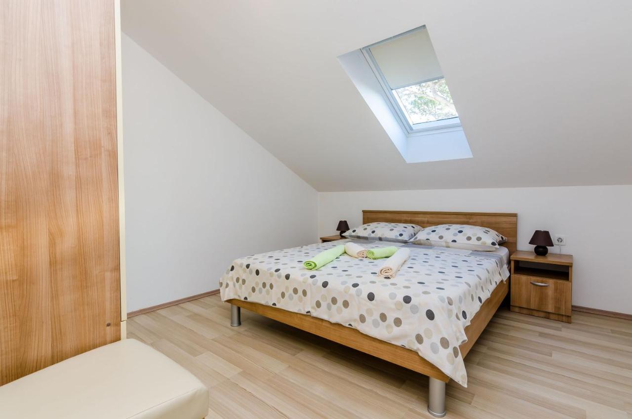 Apartment Maurora Затон Екстер'єр фото