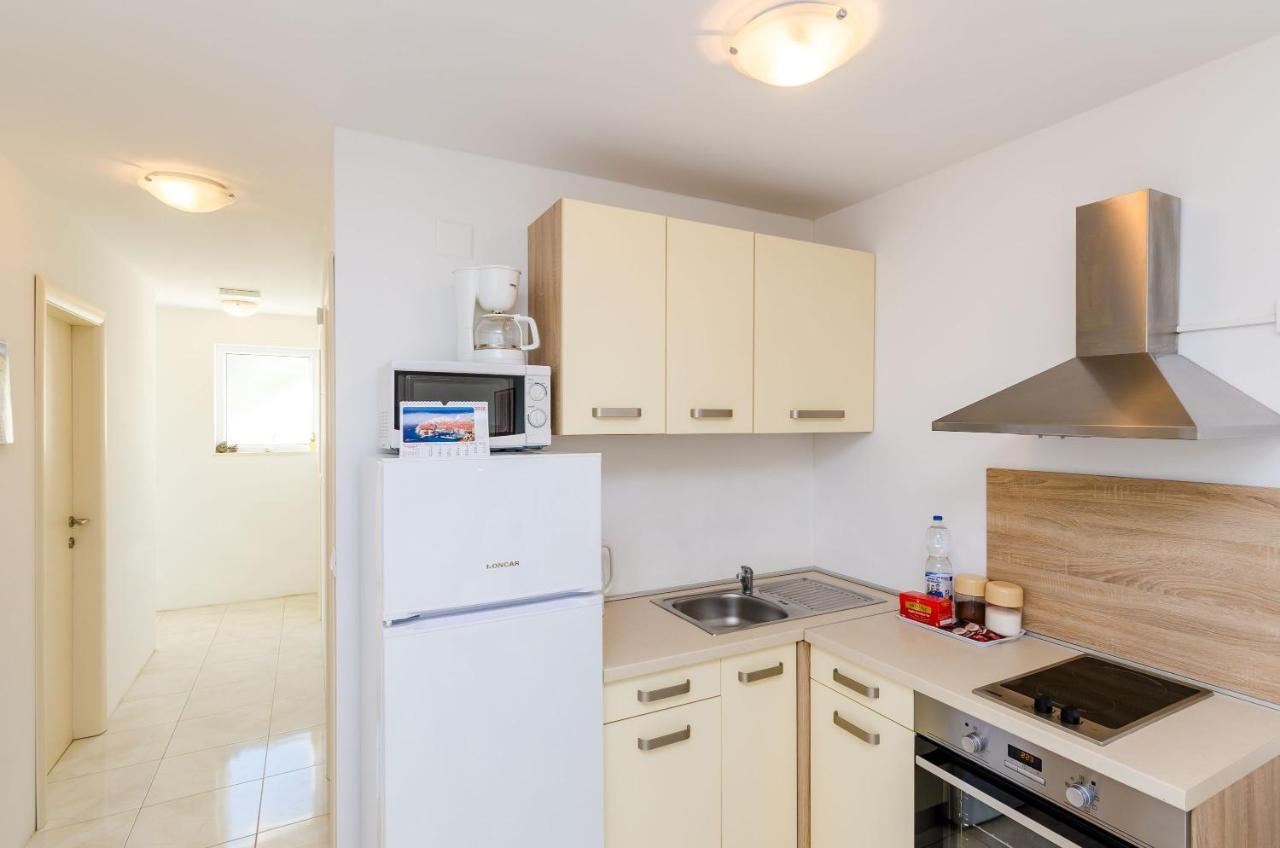 Apartment Maurora Затон Екстер'єр фото